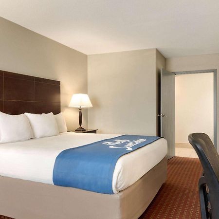 Days Inn By Wyndham Whitmore Lake Extérieur photo