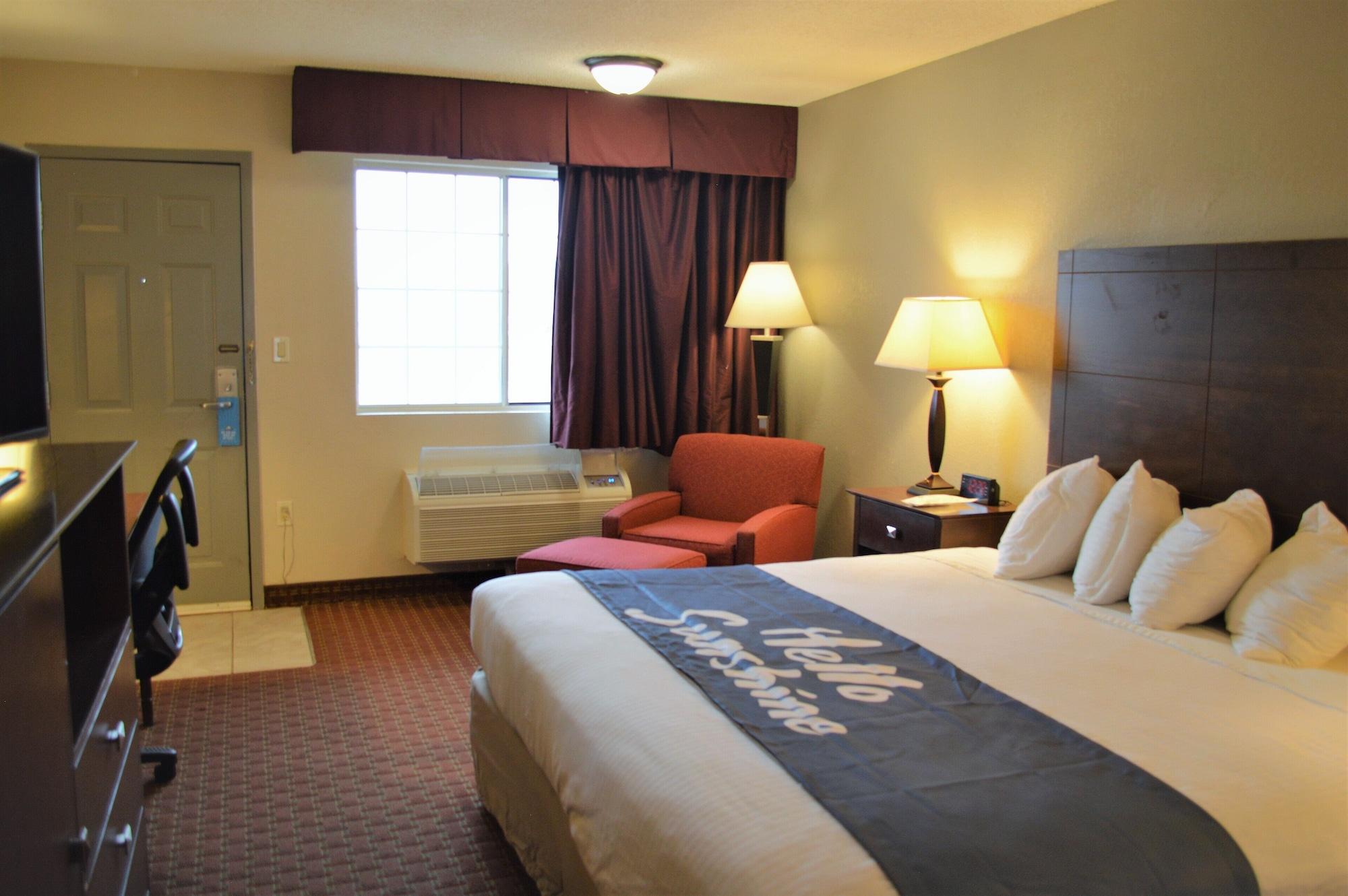 Days Inn By Wyndham Whitmore Lake Extérieur photo