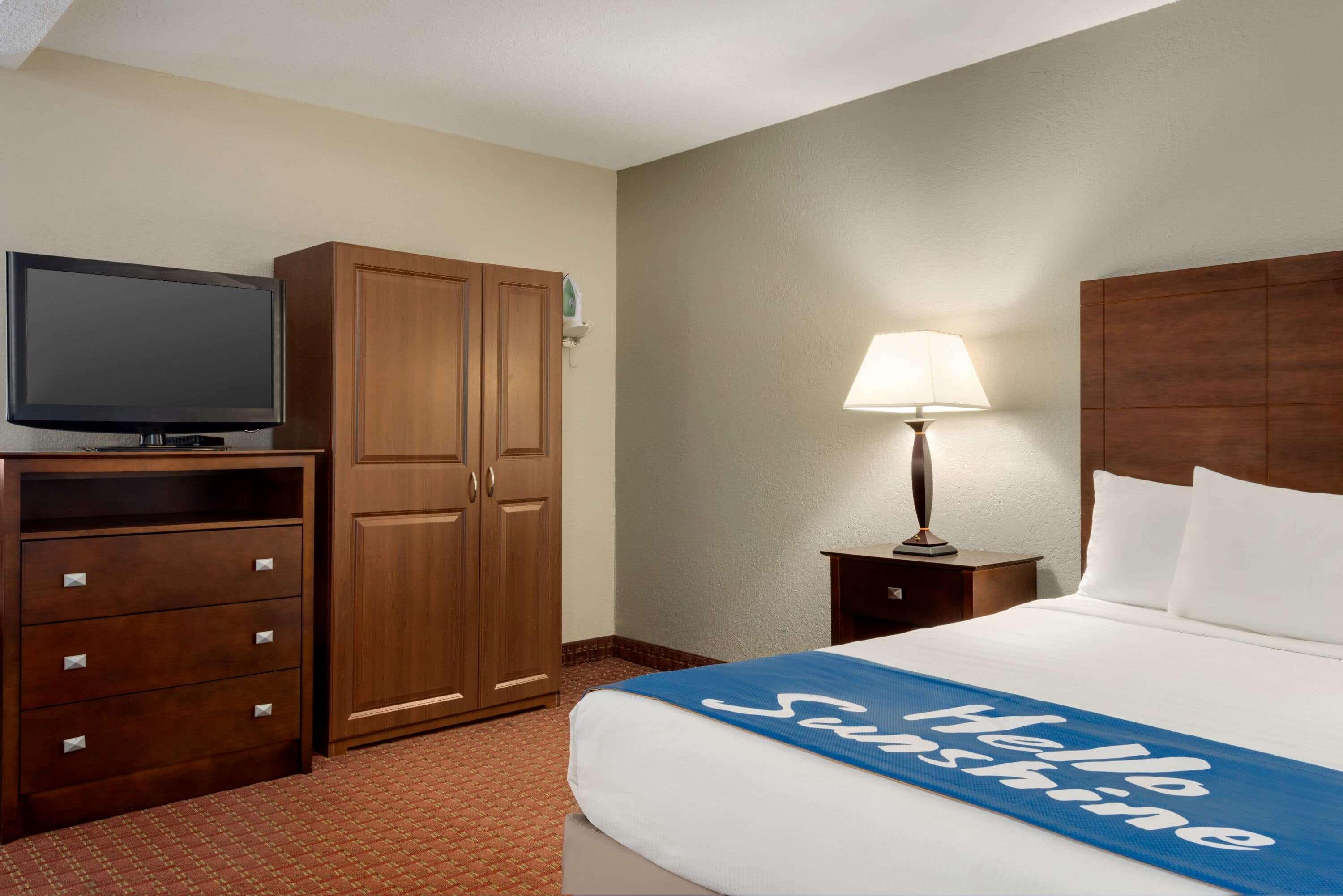 Days Inn By Wyndham Whitmore Lake Extérieur photo