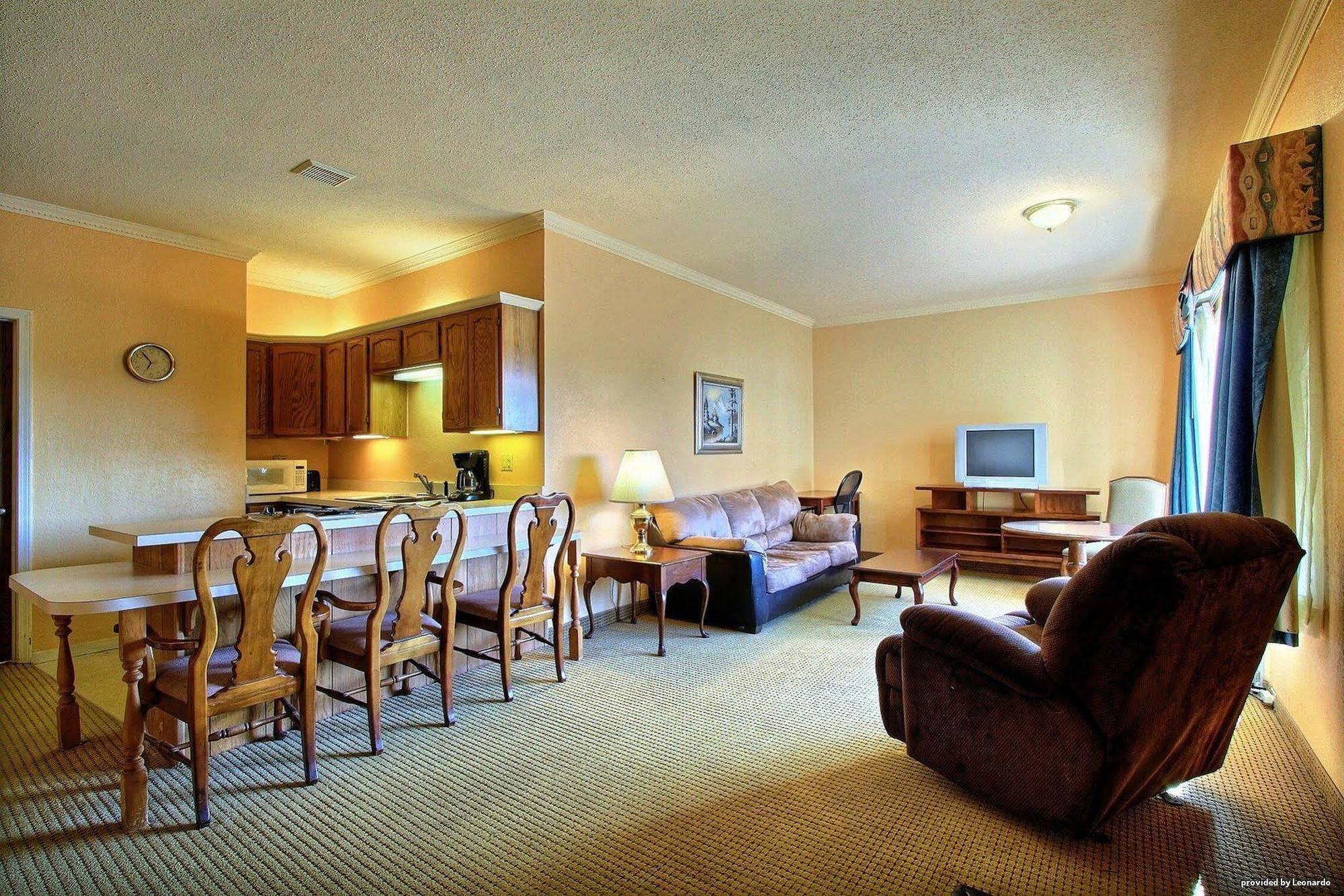 Days Inn By Wyndham Whitmore Lake Extérieur photo